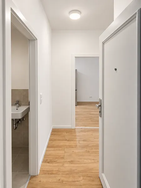 Erstbezug nach Sanierung: Ruhige 1-Zimmer-Wohnung mit hochwertiger Einbauküche in Charlottenburg — photo 1